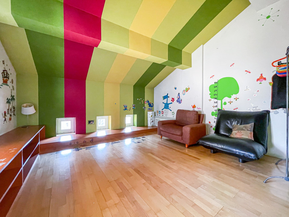  Vila singur-curte Floreasca 8 camere